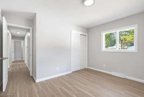 127 Alameda Avenue Cuyahoga Falls OH 44221