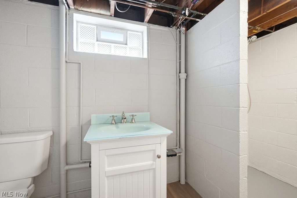 127 Alameda Avenue Cuyahoga Falls OH 44221