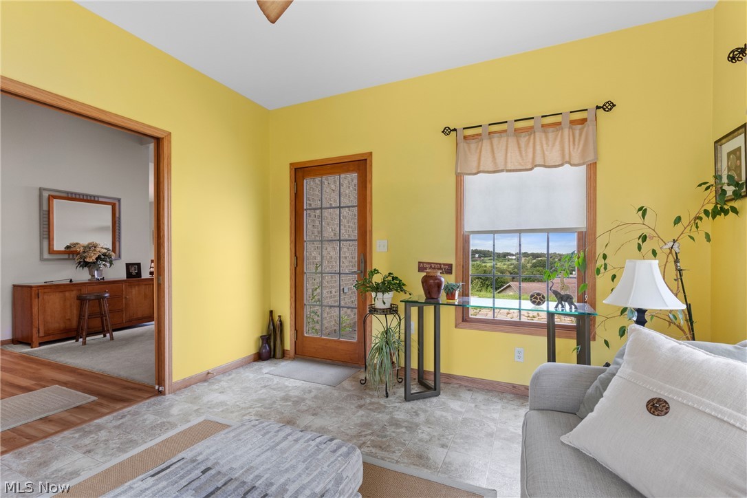 49272 Eagle Drive East Liverpool OH 43920