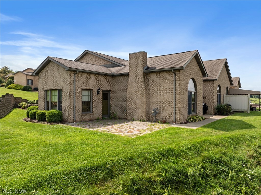 49272 Eagle Drive East Liverpool OH 43920