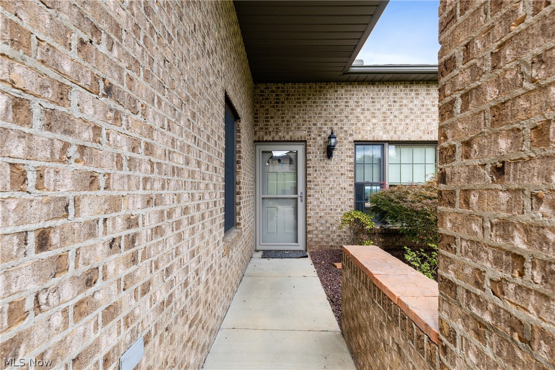 49272 Eagle Drive East Liverpool OH 43920