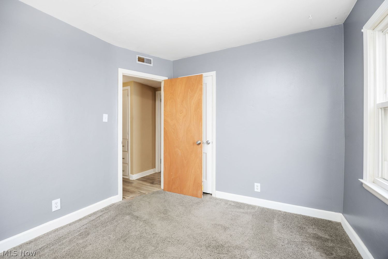 1957 Tudor Street Cuyahoga Falls OH 44221