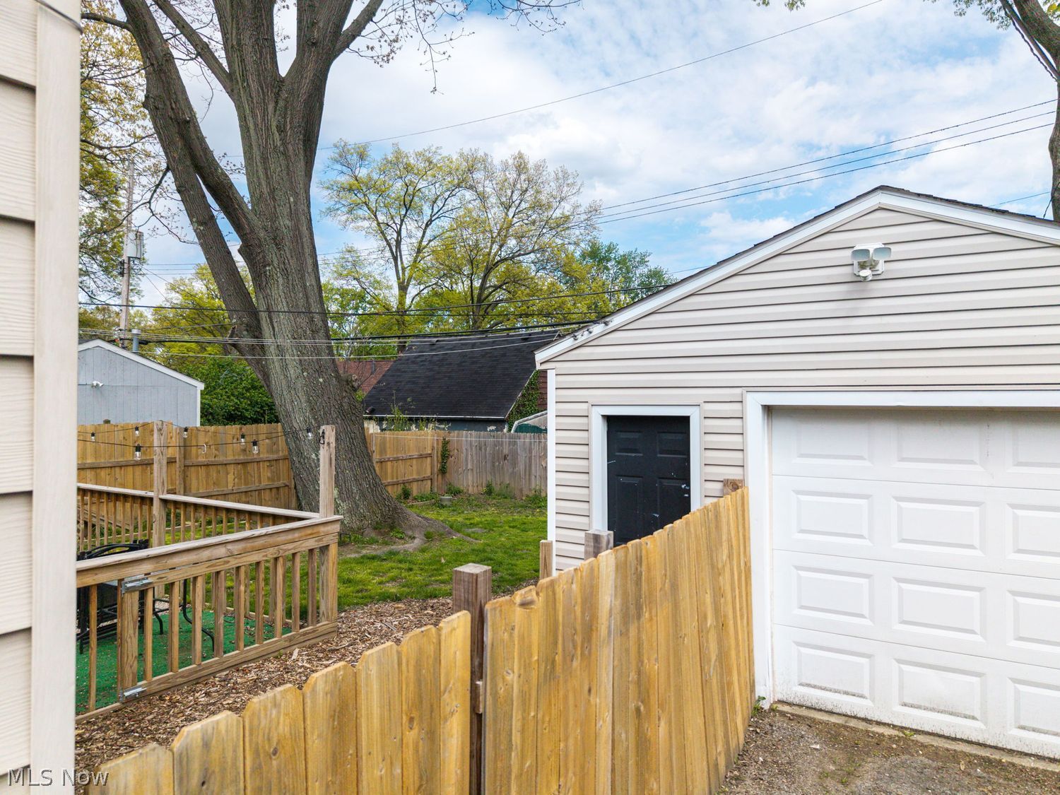1957 Tudor Street Cuyahoga Falls OH 44221