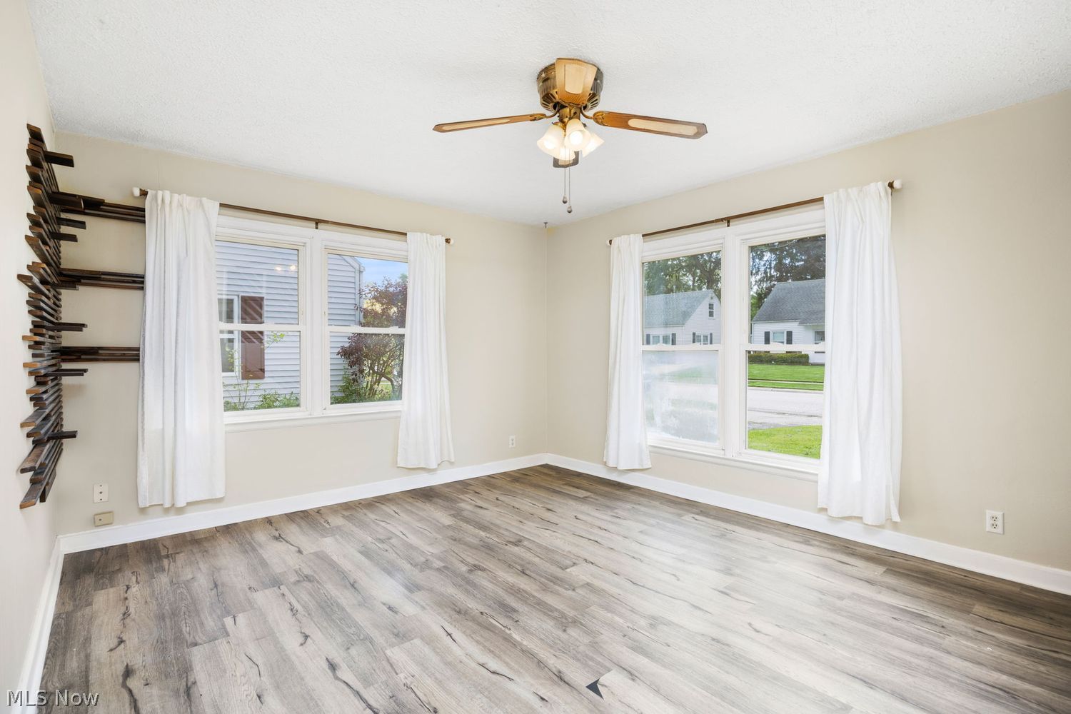 1957 Tudor Street Cuyahoga Falls OH 44221
