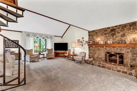 7411 Old Quarry Lane Brecksville OH 44141