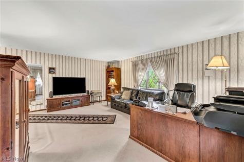 7411 Old Quarry Lane Brecksville OH 44141