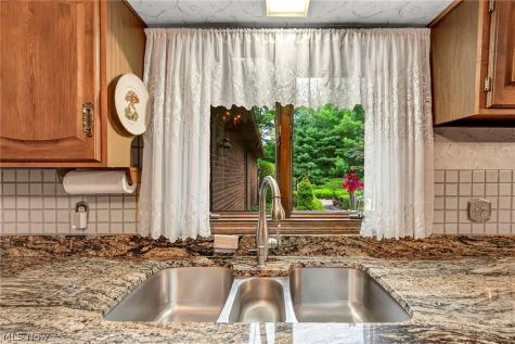 7411 Old Quarry Lane Brecksville OH 44141