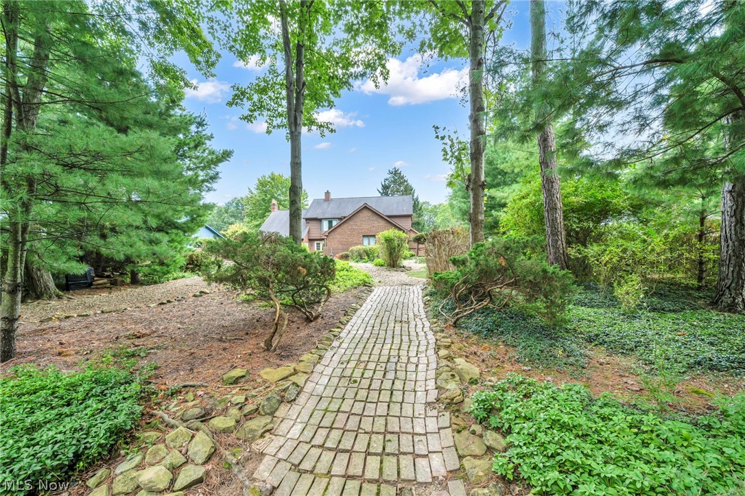 7411 Old Quarry Lane Brecksville OH 44141