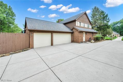 7411 Old Quarry Lane Brecksville OH 44141