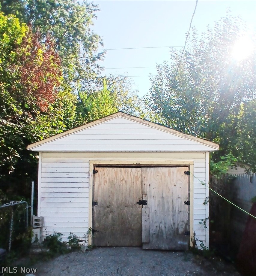 2175 W 106th Street Cleveland OH 44102