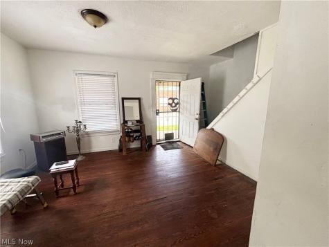 2175 W 106th Street Cleveland OH 44102