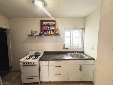 2175 W 106th Street Cleveland OH 44102