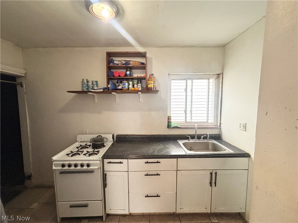 2175 W 106th Street Cleveland OH 44102