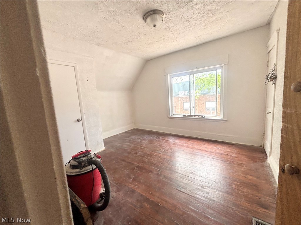 2175 W 106th Street Cleveland OH 44102