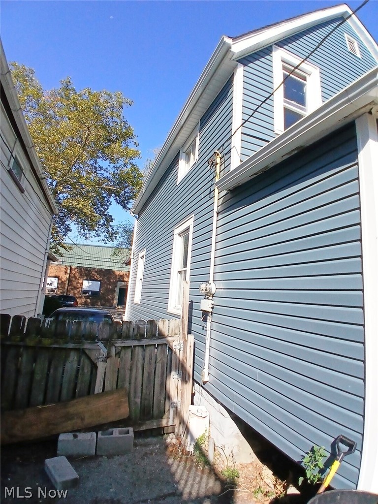 2175 W 106th Street Cleveland OH 44102