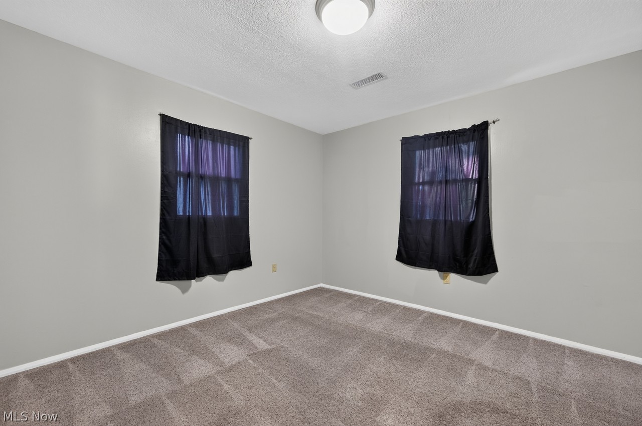 1025 Park Avenue NE North Canton OH 44720