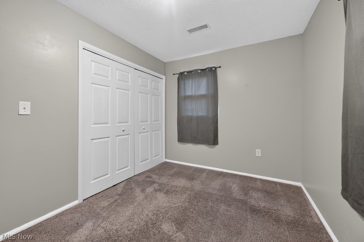 1025 Park Avenue NE North Canton OH 44720