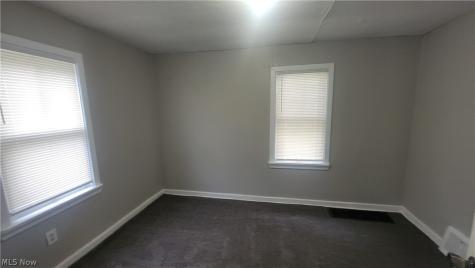 1292 Stratford Street Barberton OH 44203