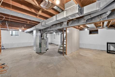 613 W Fike Avenue Orrville OH 44667