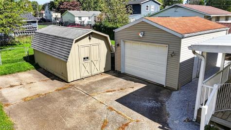 613 W Fike Avenue Orrville OH 44667