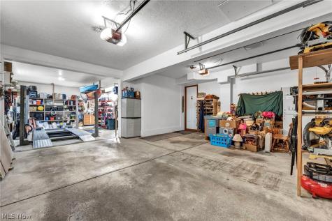 9133 Brian Street North Ridgeville OH 44039