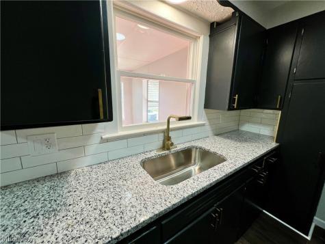 18108 Mccracken Road Maple Heights OH 44137