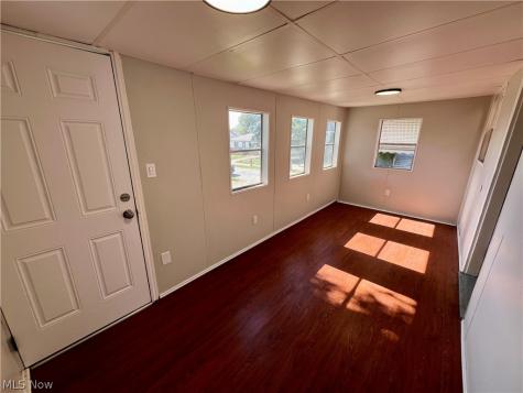 18108 Mccracken Road Maple Heights OH 44137