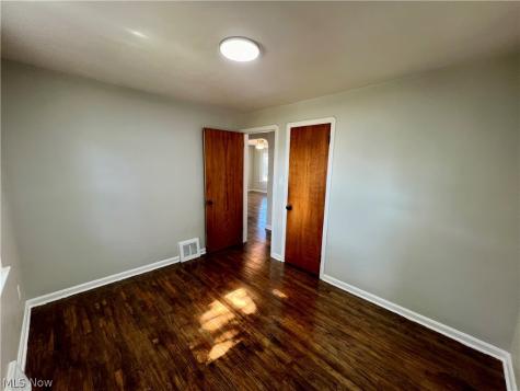 18108 Mccracken Road Maple Heights OH 44137