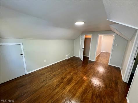 18108 Mccracken Road Maple Heights OH 44137