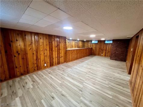 18108 Mccracken Road Maple Heights OH 44137