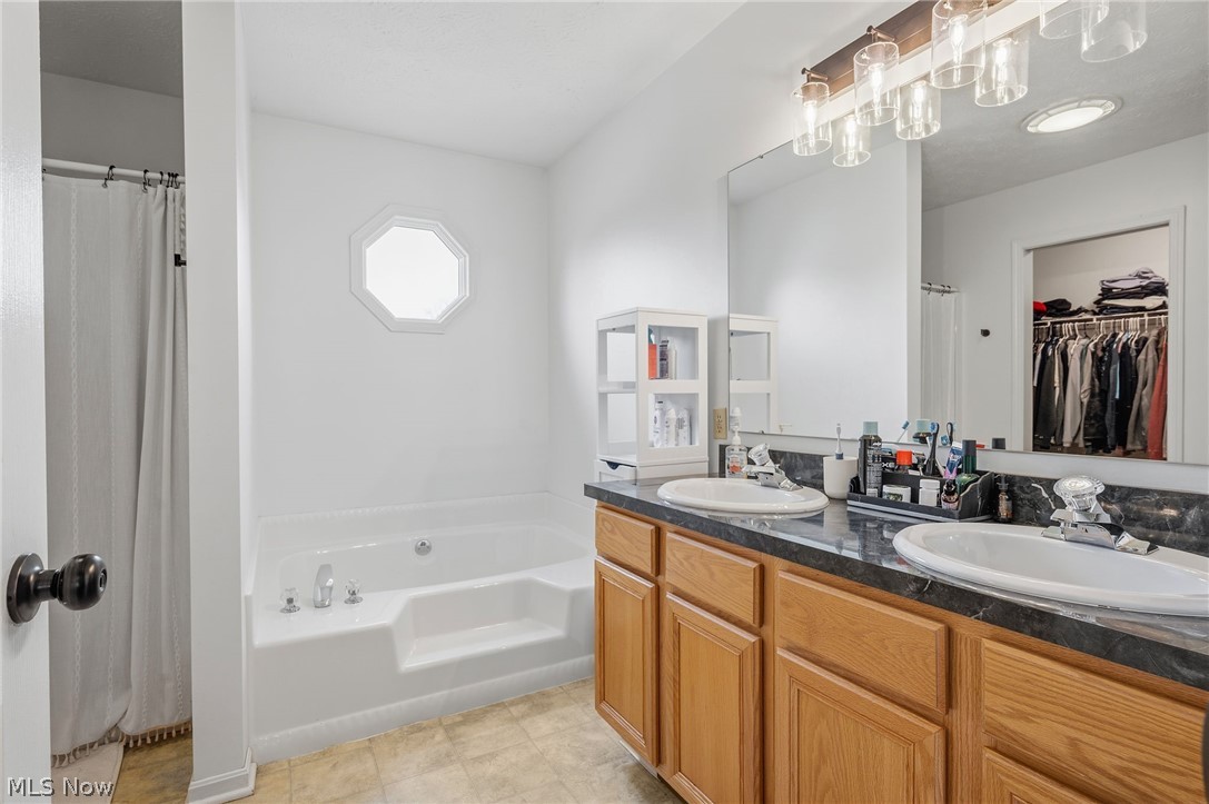 1531 Rivers Edge Drive Valley City OH 44280