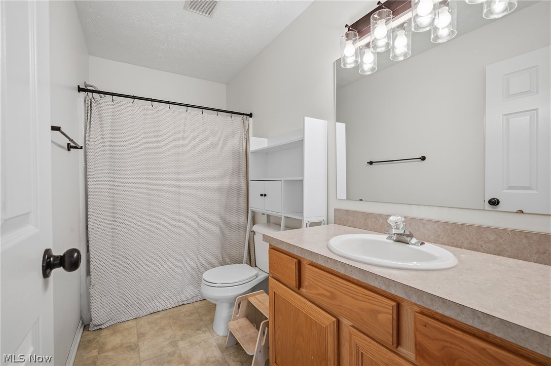 1531 Rivers Edge Drive Valley City OH 44280