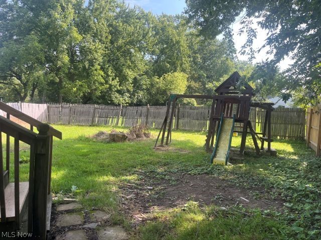 1437 Tod Avenue Warren OH 44485