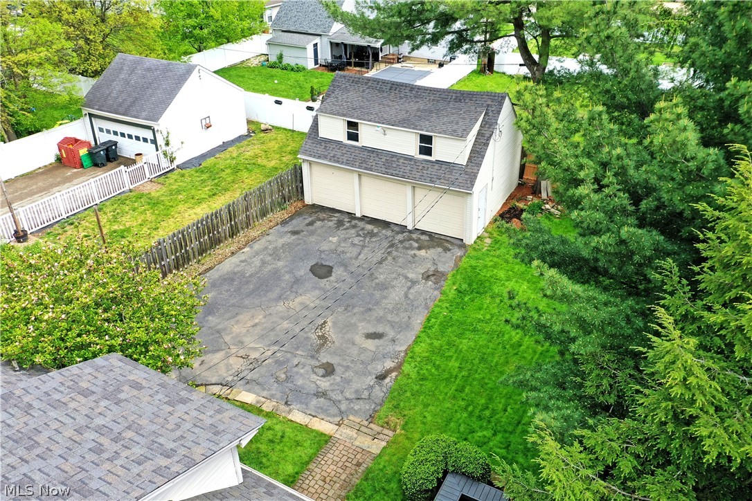 322 Genesee Avenue NE Warren OH 44483
