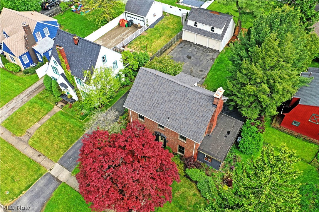322 Genesee Avenue NE Warren OH 44483