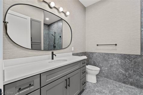 25428 Bryden Road Beachwood OH 44122