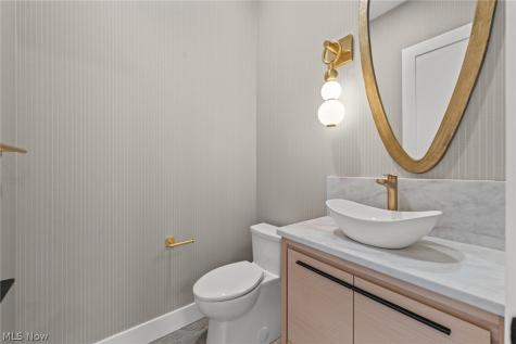 25428 Bryden Road Beachwood OH 44122