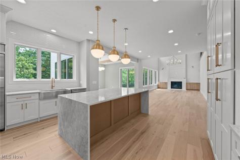 25428 Bryden Road Beachwood OH 44122