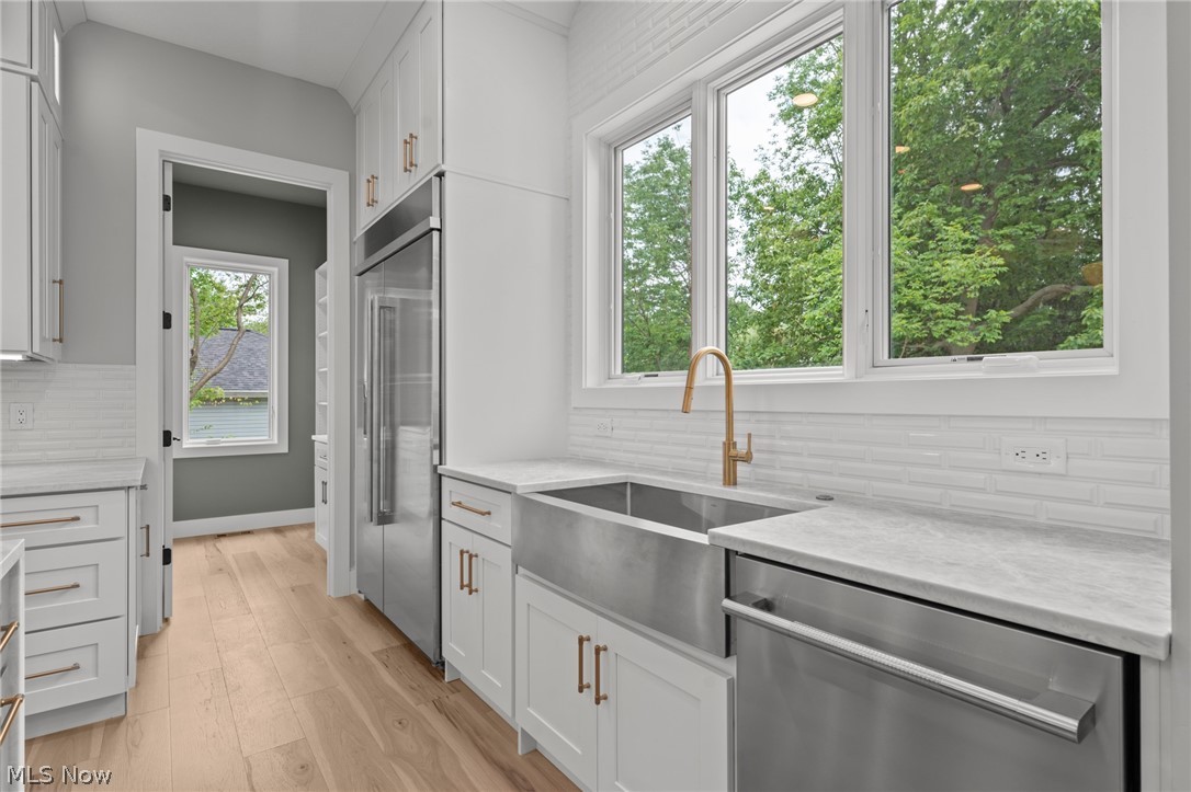 25428 Bryden Road Beachwood OH 44122