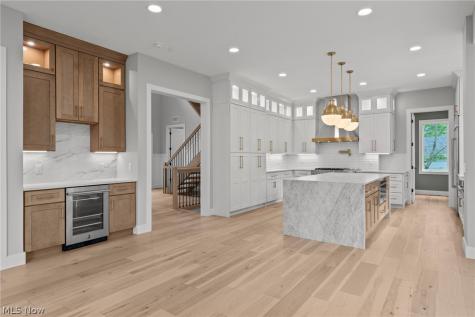 25428 Bryden Road Beachwood OH 44122