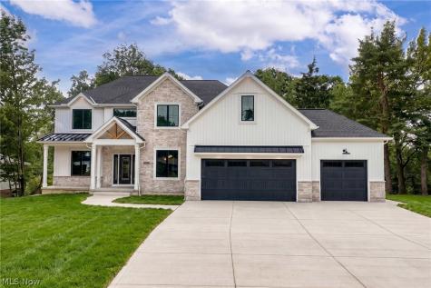 25428 Bryden Road Beachwood OH 44122