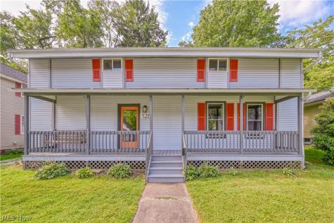 128 E Central Avenue Ravenna OH 44266