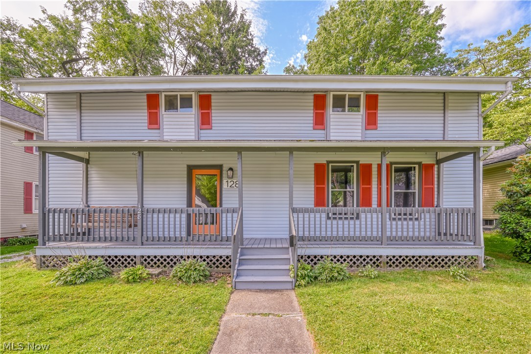 128 E Central Avenue Ravenna OH 44266