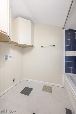 128 E Central Avenue Ravenna OH 44266