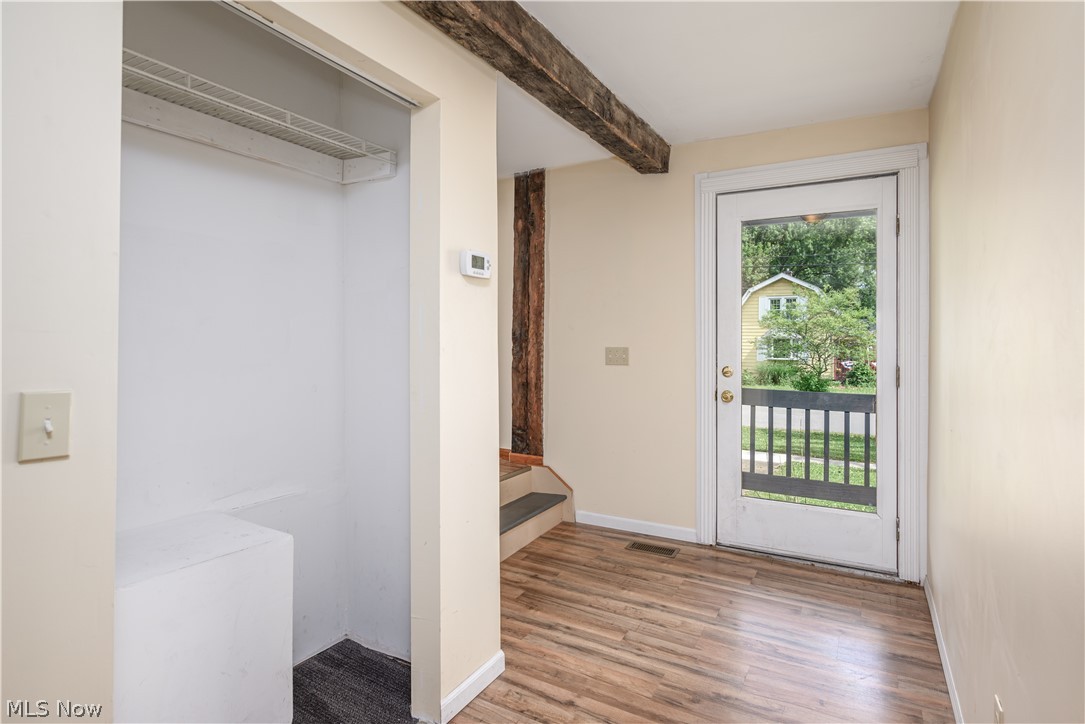 128 E Central Avenue Ravenna OH 44266