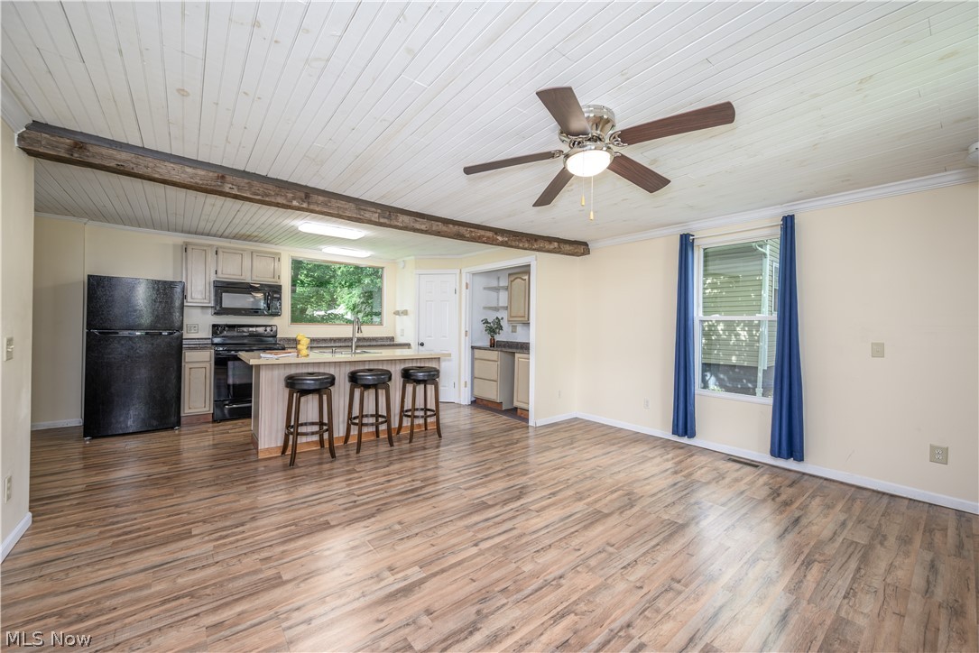 128 E Central Avenue Ravenna OH 44266