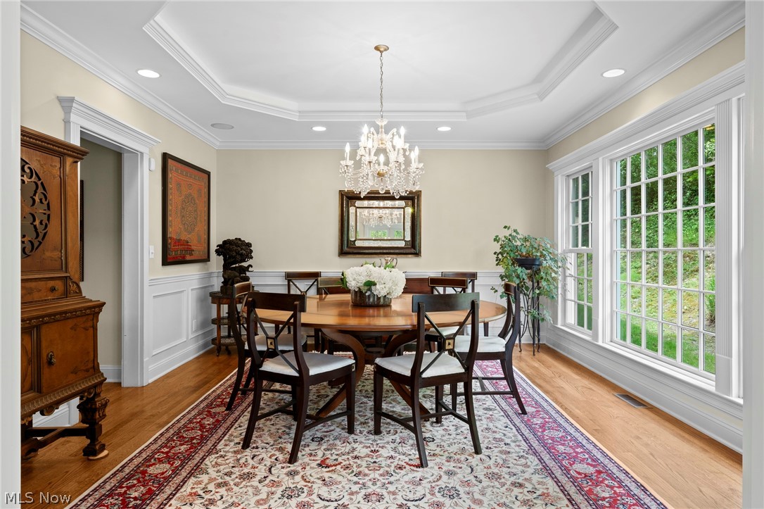 32899 Pinetree Road Pepper Pike OH 44124
