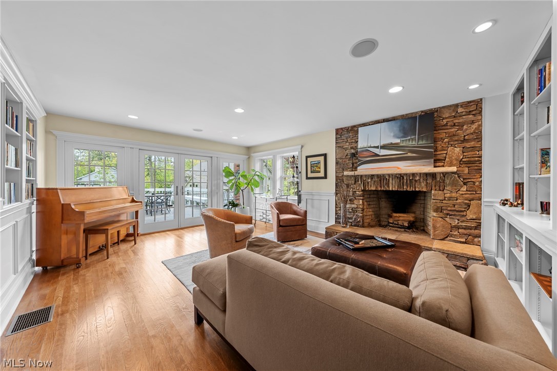 32899 Pinetree Road Pepper Pike OH 44124