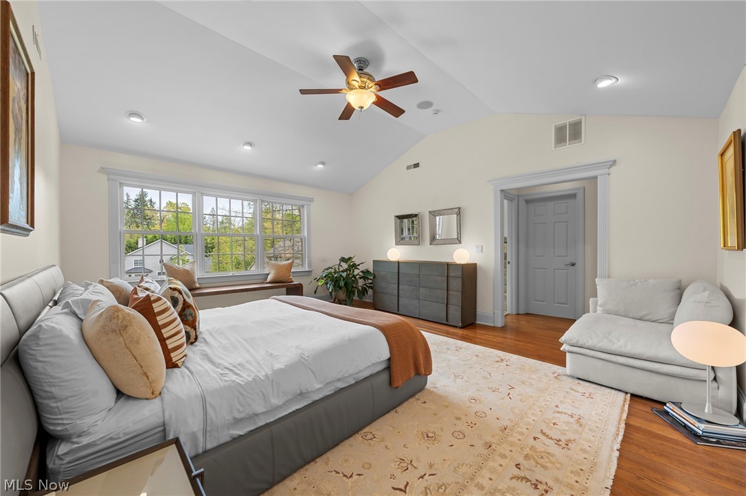 32899 Pinetree Road Pepper Pike OH 44124