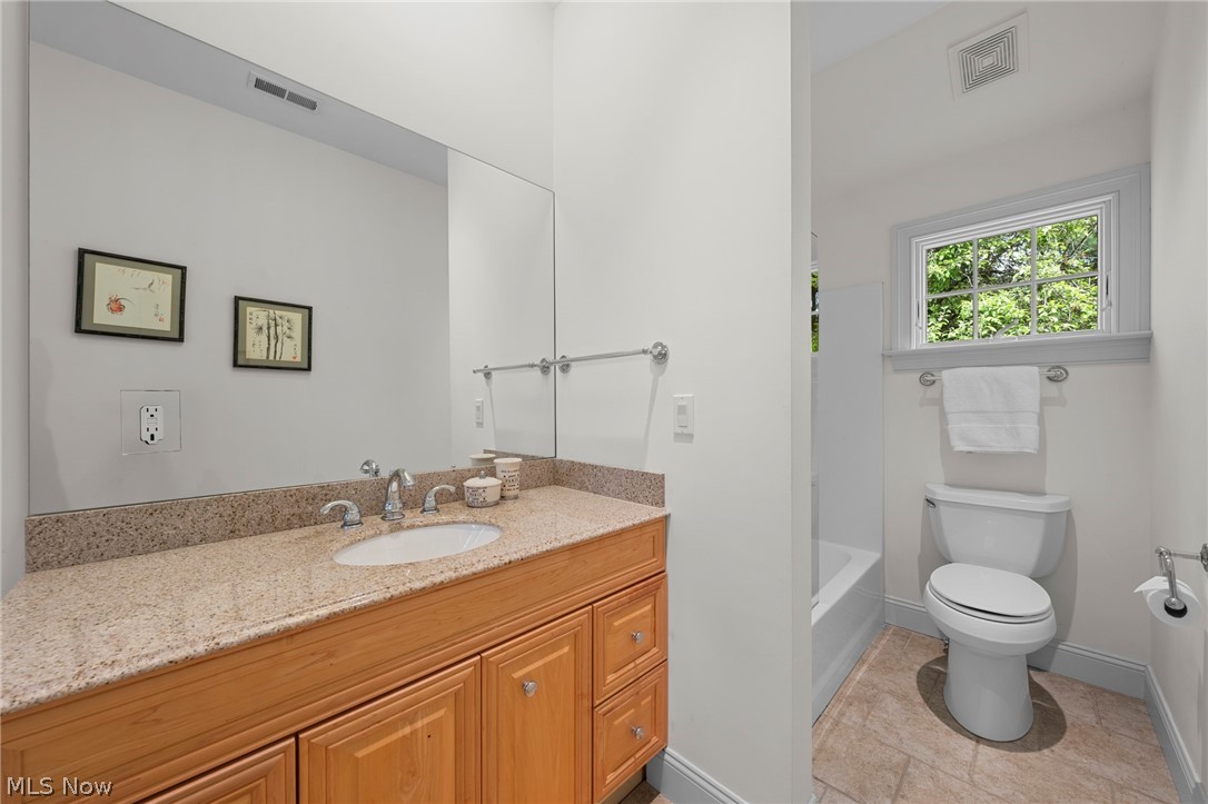 32899 Pinetree Road Pepper Pike OH 44124